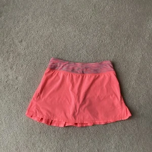 IVIVVA GIRLS 14 SKORT, SMALL ZIP WAIST POCKET, PLEATED LAYERED IN BACK, NICE - Picture 1 of 3
