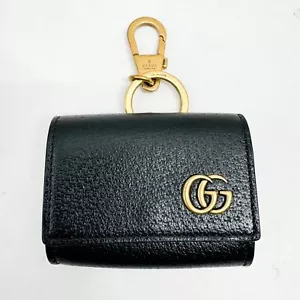 Custodia Gucci effetto cinghiale GG Marmont AirPods Pro nera - Foto 1 di 17