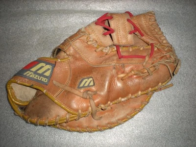 Vintage Mizuno MZ F20 12" First Base Baseball Glove Mitt Right Handed - Image 1 of 4