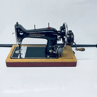 Vintage Harris 9H Manual Sewing Machine Hand Crank Tested with Accessories - Image 1 of 4