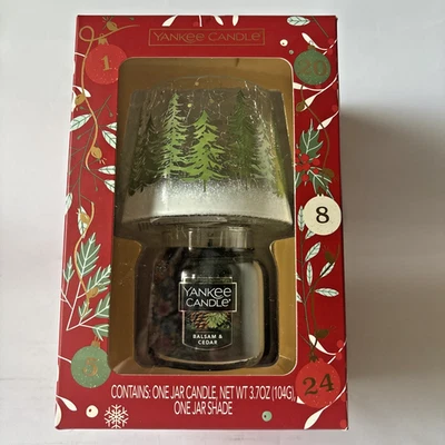 Juego de regalo de bálsamo y cedro Yankee Candle: una vela de tarro de 3,7 oz y 1 tono de tarro NUEVO Foto 1 de 4