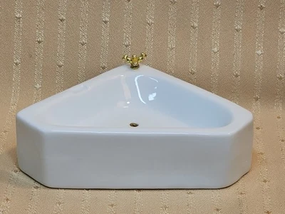 CORNER TUB BASIN FOR MINIATURE DOLLHOUSE - Image 1 of 4