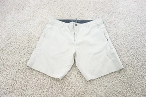 Vuori Shorts Mens 32 Beige Chino Aim Performance Tech Lightweight Stretch * - Picture 1 of 9