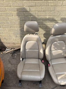 MAZDA MX5 MK2 NB LEATHER SEATS - CREAM PAIR - MK1 / 2 (1989 to 2005) ON RUNNERS - Picture 1 of 3