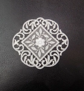 INSERTO PIZZO MACRAME' E TULLE ECRU' TONDO 10 cm TENDA CENTRINO INSERTO INTAGLIO - Picture 1 of 1