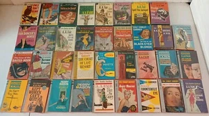 Lot of 35 Vintage Nice Gardner Paperback Books Perry Mason A.A. Fair Mystery  - Picture 1 of 12