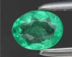 0.17ct 4.2x3.3mm Oval Natural Verde Esmeralda, Etiopía - Imagen 1 de 12