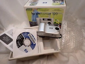 HP Photosmart 120 1.0MP Compact Digital Camera Silver Tested With Box & Manual - Picture 1 of 4