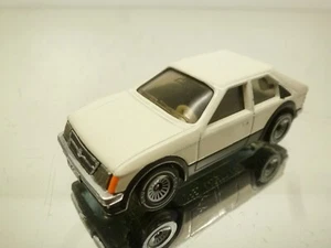 SIKU 1047 OPEL KADETT SR - WHITE  L7.3cm - GOOD CONDITION - 195 - Picture 1 of 7