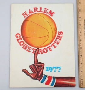Vintage 1977 Harlem Globetrotters Basketball Program Yearbook Annual - Picture 1 of 8