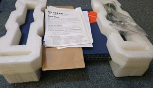 Switch Netgear ProSafe GSM7248 v2 48G L2 conmutador administrado con enrutamiento estático - Imagen 1 de 8