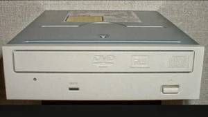 Lecteur optique interne IDE DVD + RW Pioneer DVR-110D réenregistreur - Photo 1/1