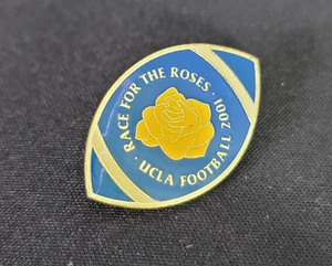 UCLA Football Bruins Vintage Pin Hutnadel Revers Saisonkartenhalter - 2001 - Bild 1 von 2