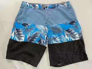 O'Neill Lightweight Quick Dry Chino Hybrid Shorts. Blue Floral, Men's 38. GUC!! - Picture 1 of 5