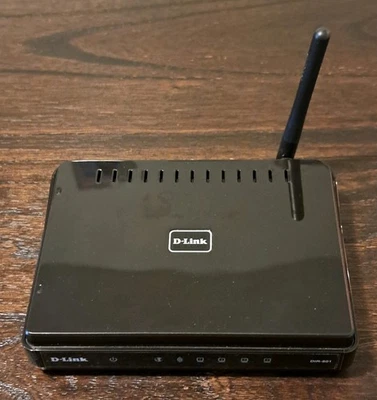 D-Link N150 Home 150 Mbps 4-Port 10/100 Wireless N Router (DIR-601) - Image 1 of 4