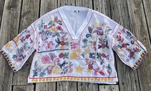 Dolma ~Penelope Embroidered M Blouse~White With Multicolored Flowers & Swirls - Picture 1 of 18