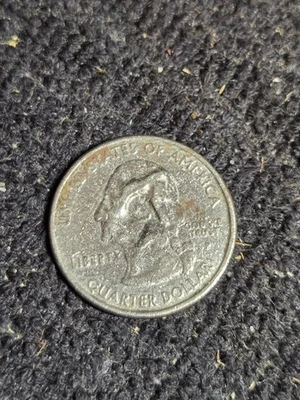 2005 P QUARTER STRIKE THROUGH OBVERSE AND REVERSE - Image 1 of 2