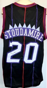 Camiseta deportiva de los Raptors firmada por Damon Stoudamire 1996 (certificado de autenticidad JSA) - Imagen 1 de 8