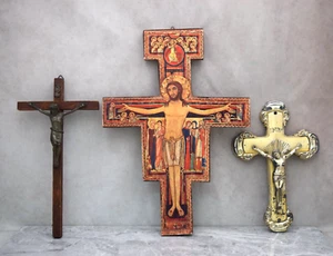 Great Group of 3 Religious Crucifixes, Vintage Antiques,  (CU327) Chalice Co. - Picture 1 of 15