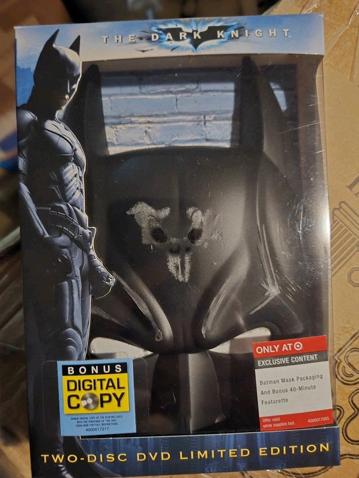 THE DARK KNIGHT-Target Exclusive Ltd Edition 2 disc set w/BATMAN MASK CASE--DVD - Image 1 of 2