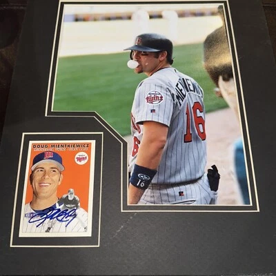 Doug Mientkiewicz Autographed Signed Card With 8x10 Photo Matted And Frame Ready - Image 1 of 4