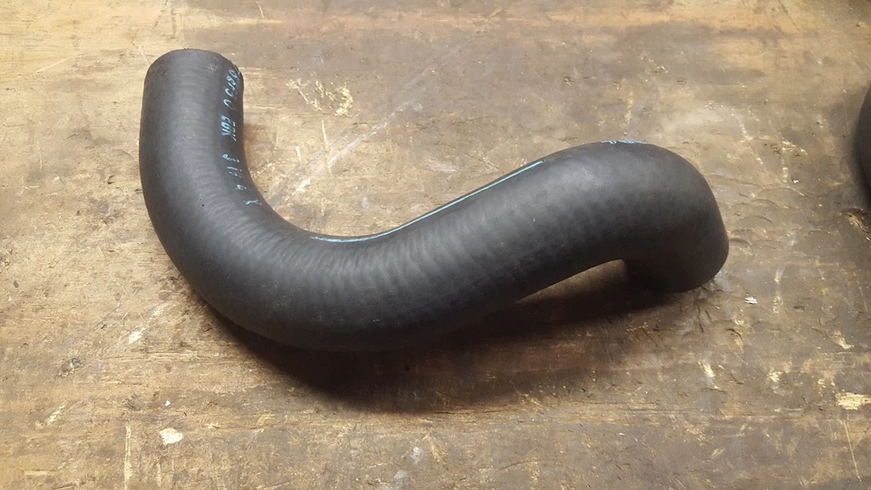 Manguera de radiador inferior para Jeep Willys M38A1 M170 CJ5 NUEVO DE STOCK original G758 Foto 1 de 3