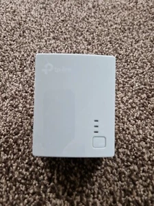 TP-Link AV600 Powerline Adapter with AC TL-PA4010 Single Plug UK - Photo 1/7