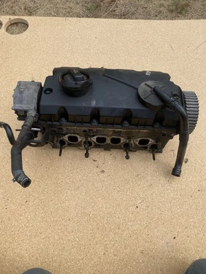 Cubierta de válvula de culata completa VW Volkswagen Passat 2004-2005 BHW TDI Foto 1 de 4