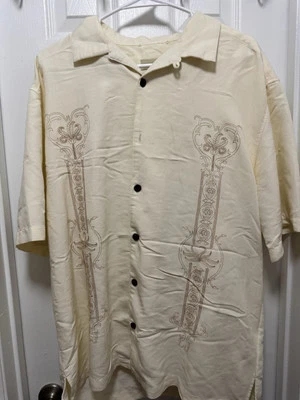 Trader Bay Men’s XL Cream Colored Shorts Sleeve Button Down Rayon+polyester  - Image 1 of 4