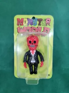 Headlock Studio Vinyl Mini Bone Head Figure Knuckles Kustom Monster World - Picture 1 of 1