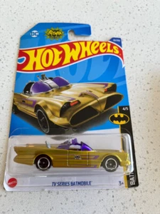 Hot Wheels Batman TV Series Batmobile 4/5 #131 GOLD A50 - Picture 1 of 2