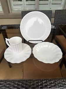 American Atelier Athena Ironstone 4-Piece Dinnerware Set French Country White - Picture 1 of 18