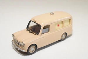 T 1:43 KIT LILLIPUT FIAT 1100 GARAVINI AMBULANCIA CREMA CASI COMO NUEVO RARO - Imagen 1 de 7