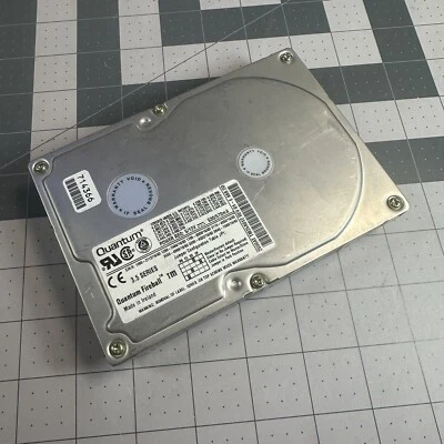 Quantum Fireball Model: ST 2550AT 2.5GB ATA IDE 3.5" Hard Drive TM25A012 REV 01 - Image 1 of 4