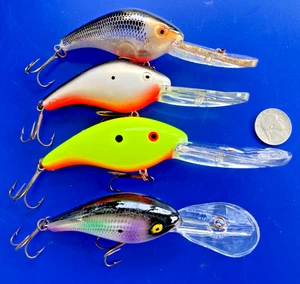 LOTE DE COLECCIÓN 4 SEÑUELOS MANN CRANKBAITS MANN’S 30+ CHARTREUS DEEP DIVER 20+ ESCALAS SHAD - Imagen 1 de 8