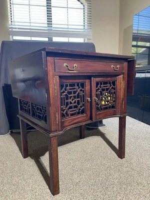 ANTIGUO COLECCIONABLE THOMAS CHIPPENDALE? MESA DE DESAYUNO Sin Soporte en un Lado Foto 1 de 4