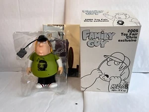 BNIB MEZCO TOYZ FAMILY GUY SERIES CHRIS GRIFFIN FIGURE 2005 TOY FAIR EXCLUSIVE - Picture 1 of 7