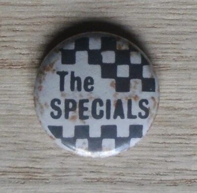 The Specials Gangsters A message To You Rudy Vintage 25mm Pin Badge 2 Tone Ska - Image 1 of 2