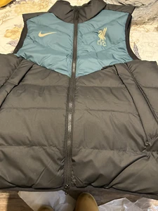 Exclusive Nike Gear - Picture 1 of 24