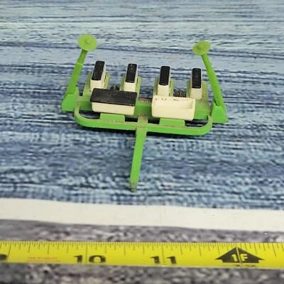 Vtg 1/64 scale Deutz-allis green/white seeder has discoloration & missing 1 lid - Image 1 of 4