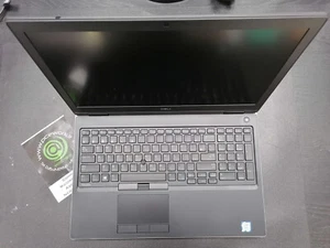 WORKSTATION DELL 7530 P3200 6GB  i7-8850H 32GB RAM 512GB NVME 15.6" GAR 1 ANNO - Foto 1 di 8
