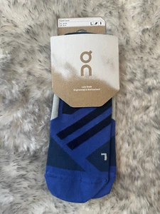 On Women's Performance Low Sock Cobalt / Denim Large US 10-11 - Picture 1 of 3