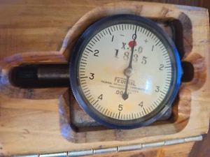 Vintage Federal Dial Indicator .0001 With Wooden Storage Box - Picture 1 of 6