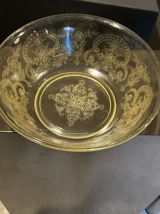 VINTAGE HAZEL ATLAS / AMBER YELLOW / FLORENTINE / SERVING BOWL / ELEGANT GLASS - Picture 1 of 15