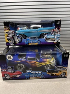 Lot Of 2 - 1957 Chevrolet Bel Air & 1966 Mustang- 1:18 by Muscle Machines - Picture 1 of 12