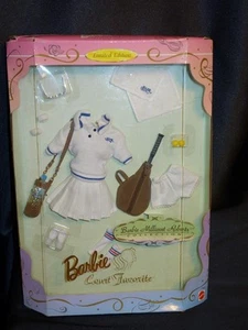 1997 COURT FAVORITE Barbie Millicent Roberts Fashions #17569 NRFB - Picture 1 of 13
