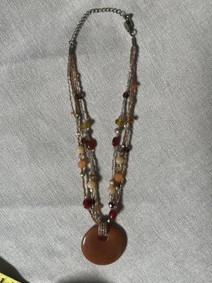 Collar Colgante Piedra Lia Sophia Caramelo Naranja Oro Multi Hilo Cuentas  Foto 1 de 4
