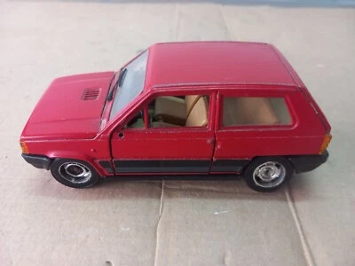 Fiat Panda 30 ROSSA 1/25 MEBETOYS MATTEL - Immagine 1 di 4