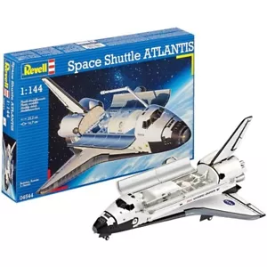 Revell Space Shuttle Atlantis 1:144 4544 Plastic Model Kit Spacecraft - Picture 1 of 1
