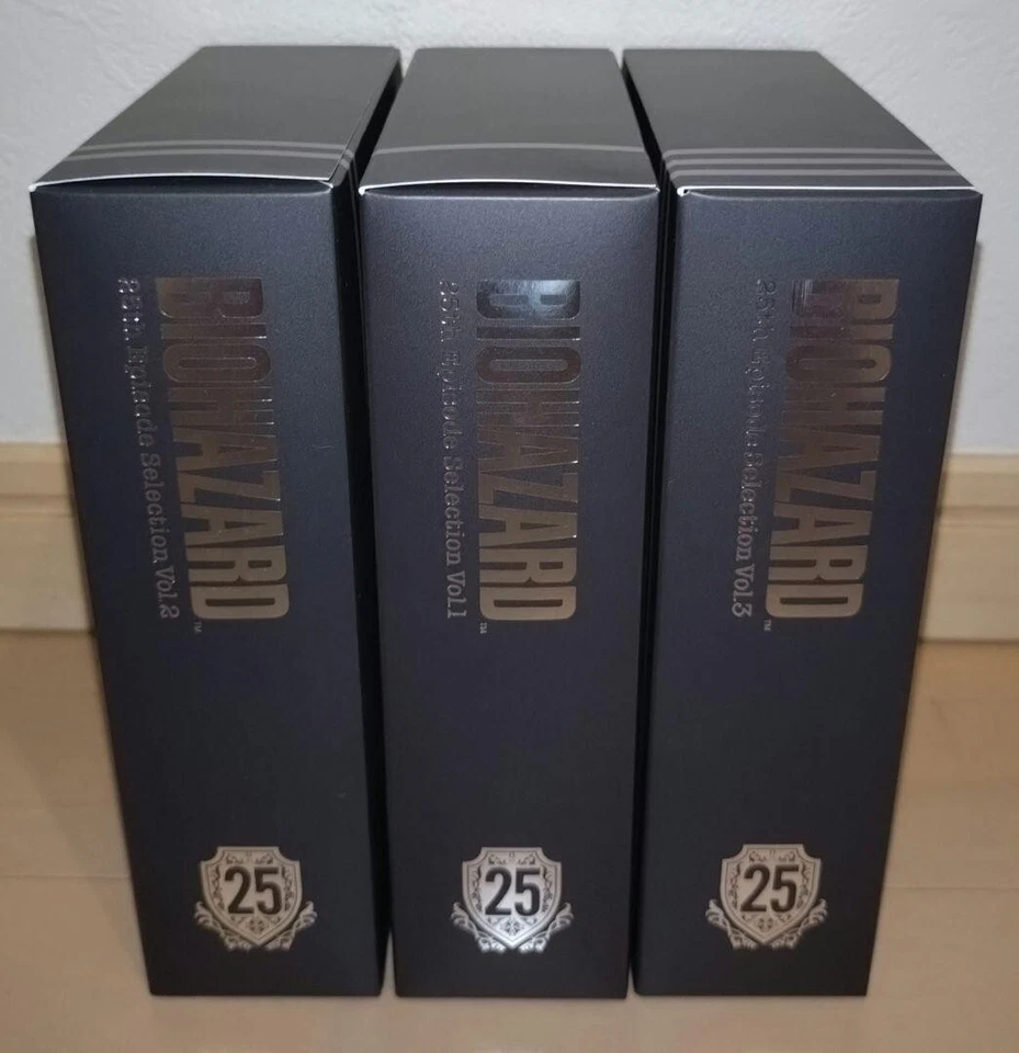 Biohazard Resident Evil 25th Anniversary Episode Selection Vol.1~3 PS4 de JP - Imagem 1 de 3